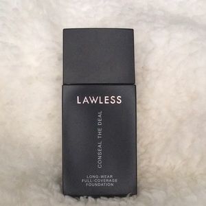 Lawless Conseal the Deal Longwear Foundation in Sunlight
